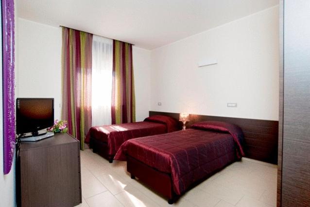 Hotel Massimino Anguillara Sabazia Zimmer foto